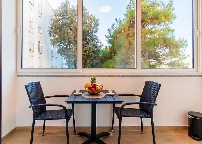 Moon Lägenhet Split